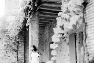 blanc monochrome brique gris mariage